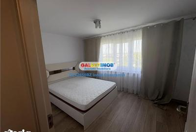 Apartament cu 3 camere semidecomandat în Micro 3 - 6