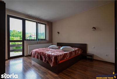 Casă cu 5 camere cu Teren 1700 Mp în Central - 20