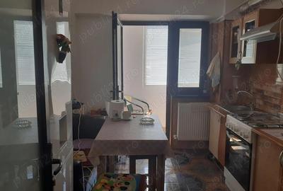 Vanzare Apartament cu 2 cam, cf.1 decomandat etajul 3, mobilat si utilat complet, in Zona Plantelor - 11