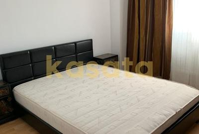 Apartament cu 3 camere semidecomandat, mobilat în 13 Septembrie - 5