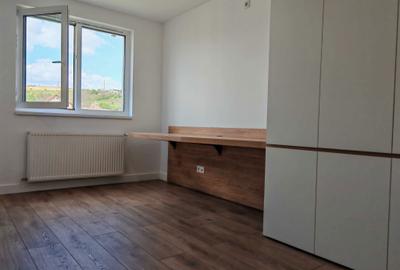 Apartament cu 3 camere decomandat în Central - 2