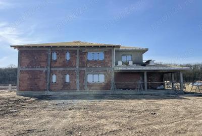 Casă cu 1 camere cu Teren 530 Mp în Dumbrăvița - 1