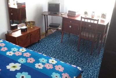 Apartament cu 3 camere decomandat în Micro 12 - 5