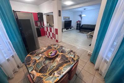 Casă cu 5 camere cu Teren 1289 Mp în Amara - 6