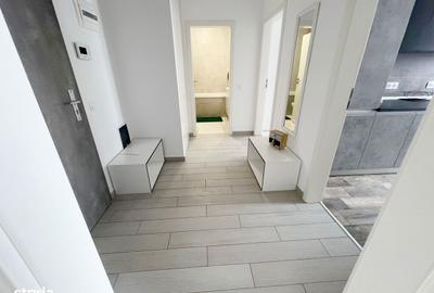 Apartament cu 2 camere decomandat în Tractorul - 5