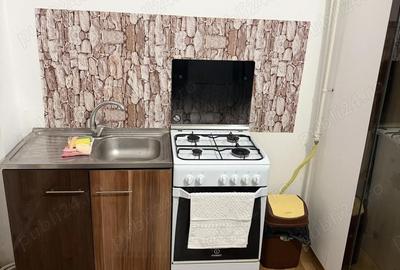 Apartament cu 2 camere nedecomandat în Central - 1