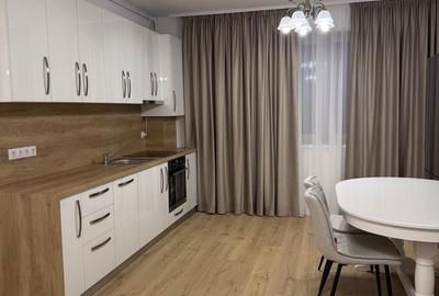 Apartament cu 3 camere decomandat în Lazaret - 4