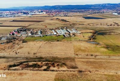 Spațiu comercial, de 72,600 mp, în Central - 2