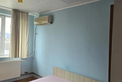 Garsonieră decomandată în Central - 2