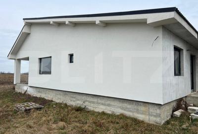 Casă cu 4 camere cu Teren 400 Mp în Mărtinești - 7