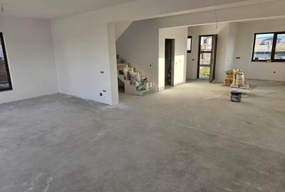Casa individuala , 4 camere , 3 bai ,150 mp , teren 500 , Dezmir - 2