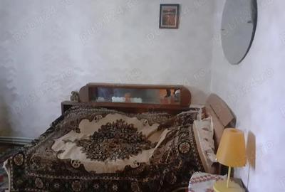 Apartament cu 3 camere decomandat în Barieră - 14