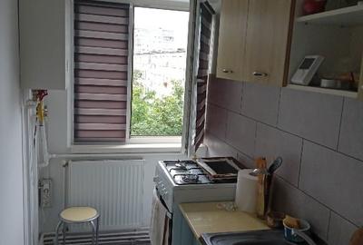 Apartament cu 2 camere semidecomandat, mobilat în Dacia - 1