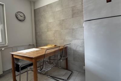 Apartament cu 2 camere decomandat în Aviației