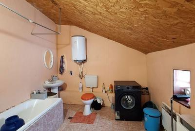 Casă cu 3 camere în Negoești - 2