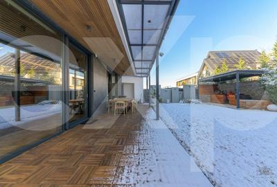 Vila de inchiriat/ vanzare - 6 camere- piscina - pompe de caldura - 9