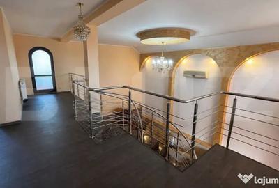 Casă cu 4 camere cu Teren 460 Mp în Brestei - 2