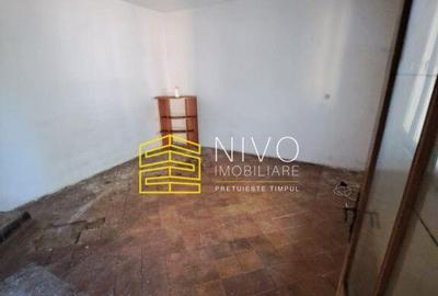 Casa singur in curte Mure? Mure?eni - 3