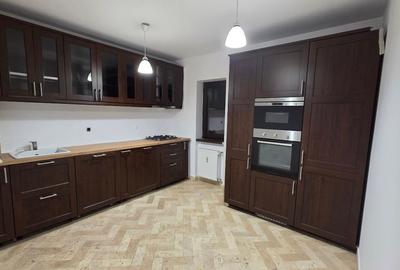 Ap 3 camere in vila (2/2), Pajura . Garaj la demisol. - 6