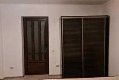 Apartament cu 2 camere semidecomandat, mobilat în Copou