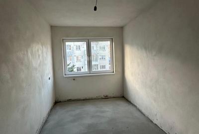 Apartament cu 3 camere decomandat în Central - 8