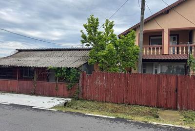 Casă cu 4 camere în Izvoru - 1