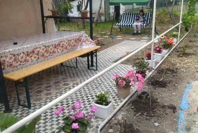 Casă cu 4 camere cu Teren 1200 Mp în Central - 3