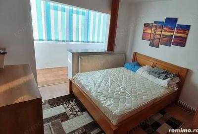 1 camera zona Badea Cartan - 1