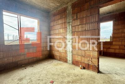 Duplex cu 4 camere in Sag, zona Manastire - 3