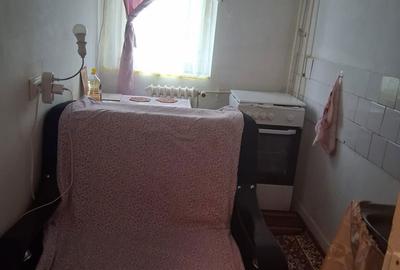 Garsonieră decomandată în Șerbănești - 2