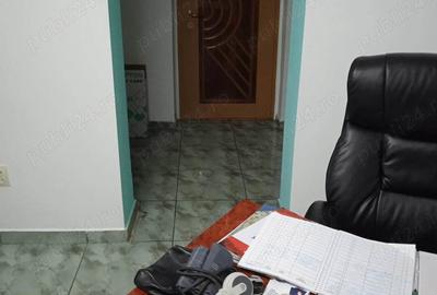 Spațiu comercial, în Decebal - 1