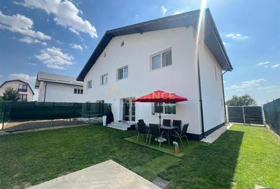 Duplex cu 4 camere cu Canalizare în Berceni