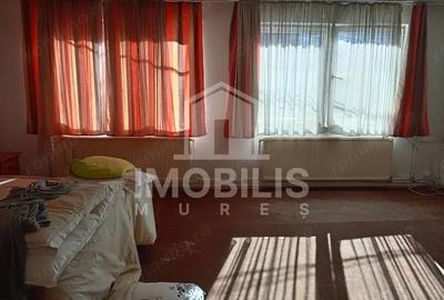 Casă cu 4 camere cu Canalizare în 7 Noiembrie - 14