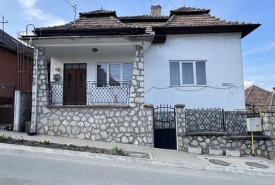 Casă cu 4 camere în Central - 7
