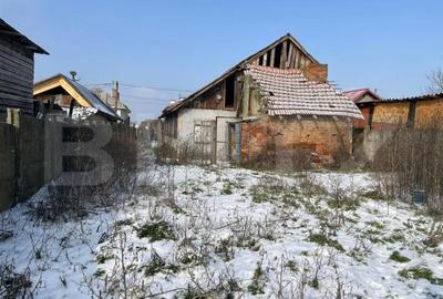 Casă cu 2 camere cu Teren 1426 Mp în Malu Mare - 4