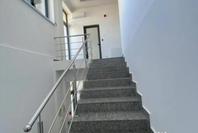 Spațiu comercial, de 650 mp, în Aeroport - 2