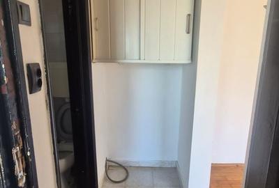 Apartament cu 2 camere semidecomandat în Pantelimon
