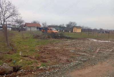 Teren de 670 mp, în Central - 6