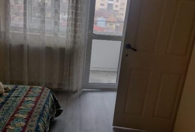 Apartament cu 2 camere semidecomandat, mobilat în Sud - 7