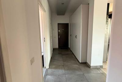 Apartament cu 3 camere decomandat în Central - 1