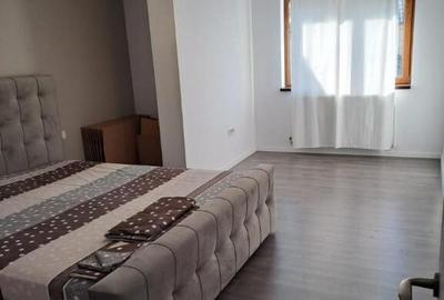 Ovidiu, zona Faleza, vila spatioasa, S+P+1E+M - 14