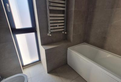 Apartament cu 2 camere semidecomandat, mobilat în 13 Septembrie - 5