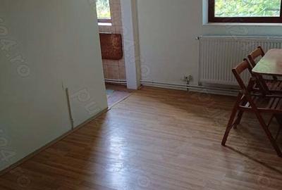 Vand apartament 2 camere - 3