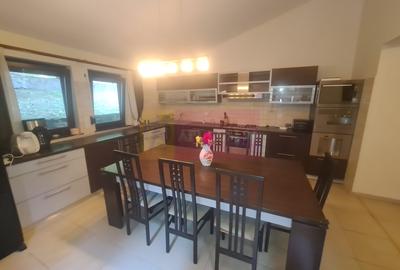 Vila de vanzare in Campina - Zona Lunca Mare - 19