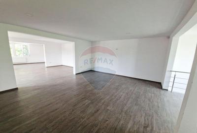 Spa?iu multifunc?ional de inchiriat, 5 km de Piatra Ne... - 8