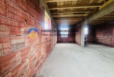 Casă cu 3 camere cu Teren 615 Mp în Dumbrava - 2