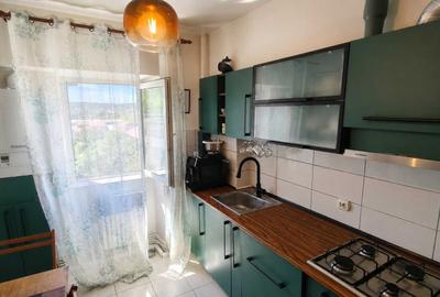 Apartament cu 3 camere decomandat în Frumoasa