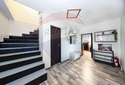 Casa/ Vila de poveste de vanzare in Schei- Businnes la cheie - 2