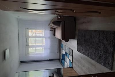 Apartament cu 3 camere decomandat în Central - 4