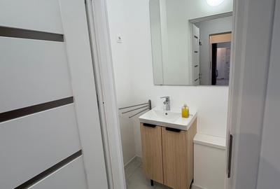 Apartament cu 3 camere semidecomandat în Cotroceni - 2